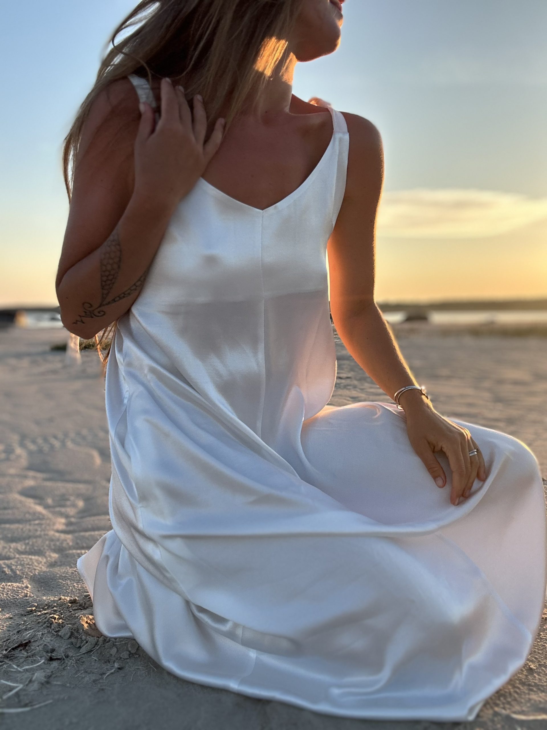 IMG_7362 Aura dress White - Image 1