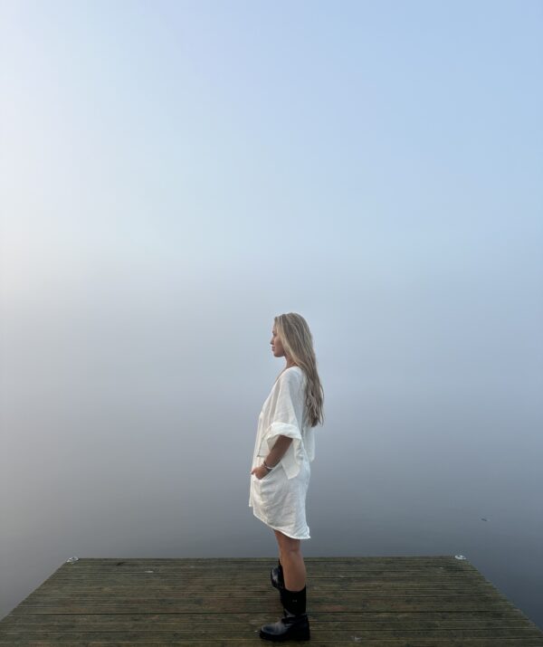 Luna linen short dress in white